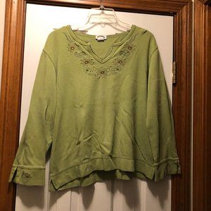 Green thick blouse with floral on neck/wrist